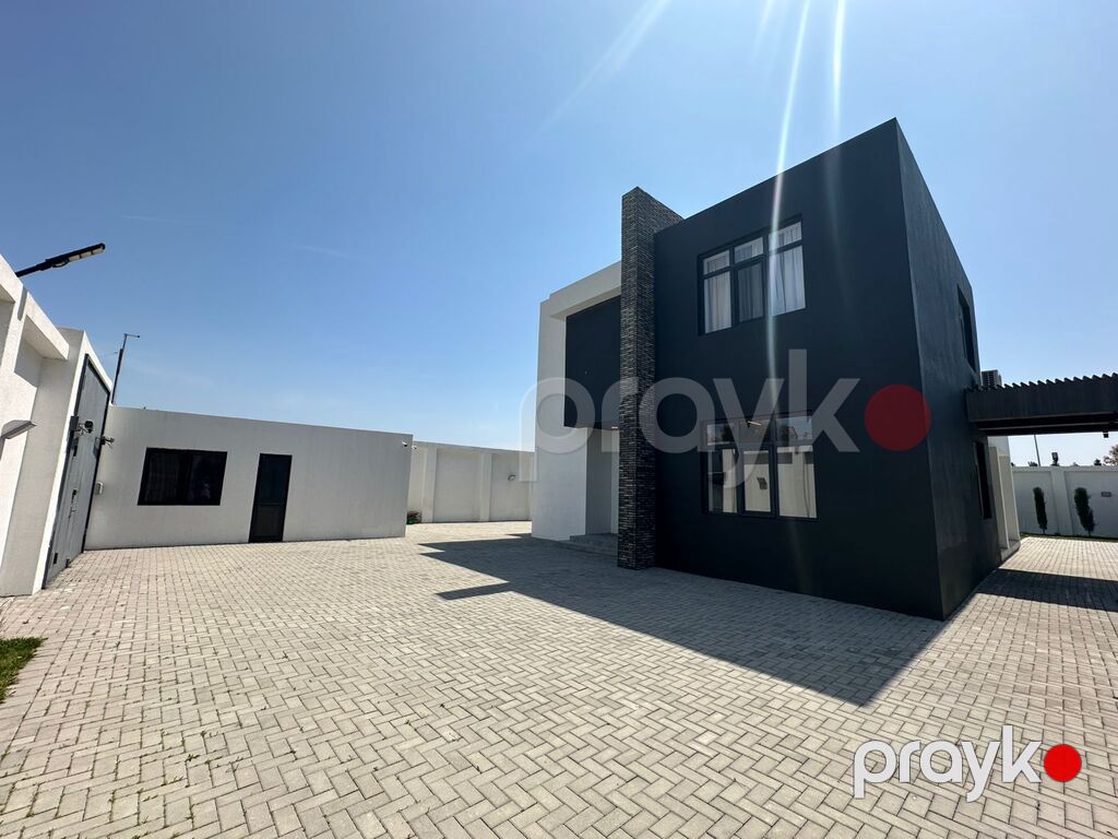 Satılır 5 otaqlı həyət evi/bağ evi 300 m² — Ev, villa, Bakı (2)
