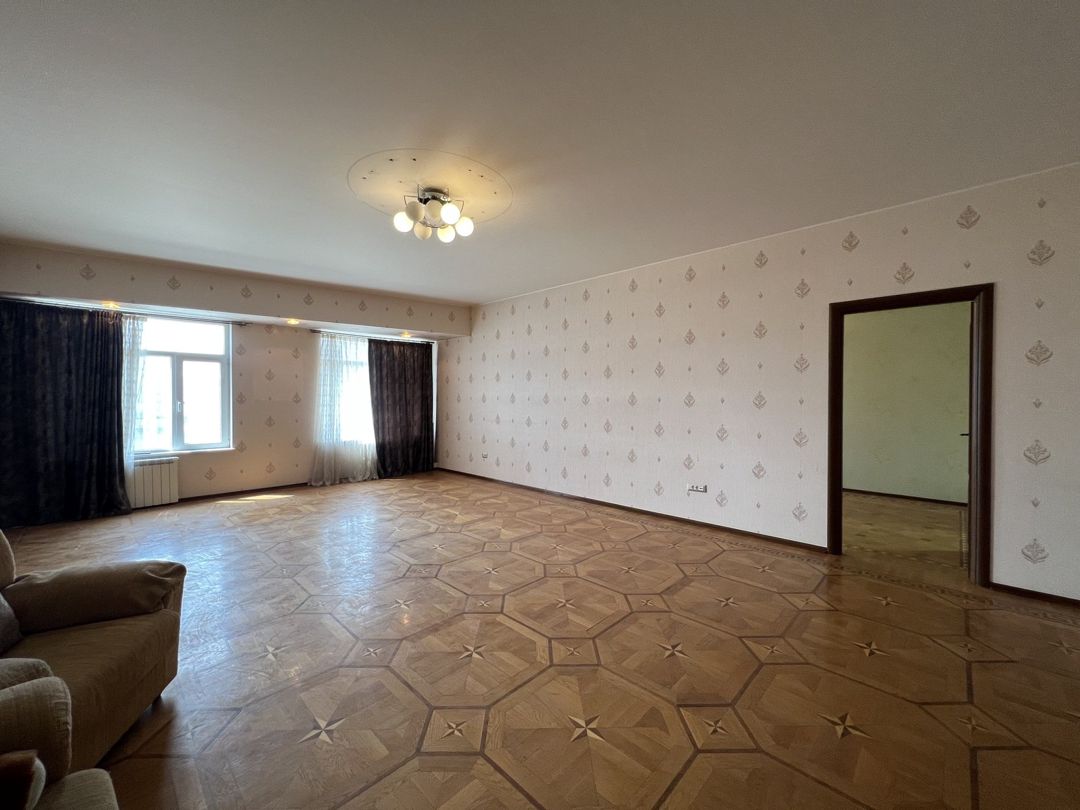 3-otaqlı yeni tikili, Yasamal r., 150 m² — Mənzil, Bakı (6)