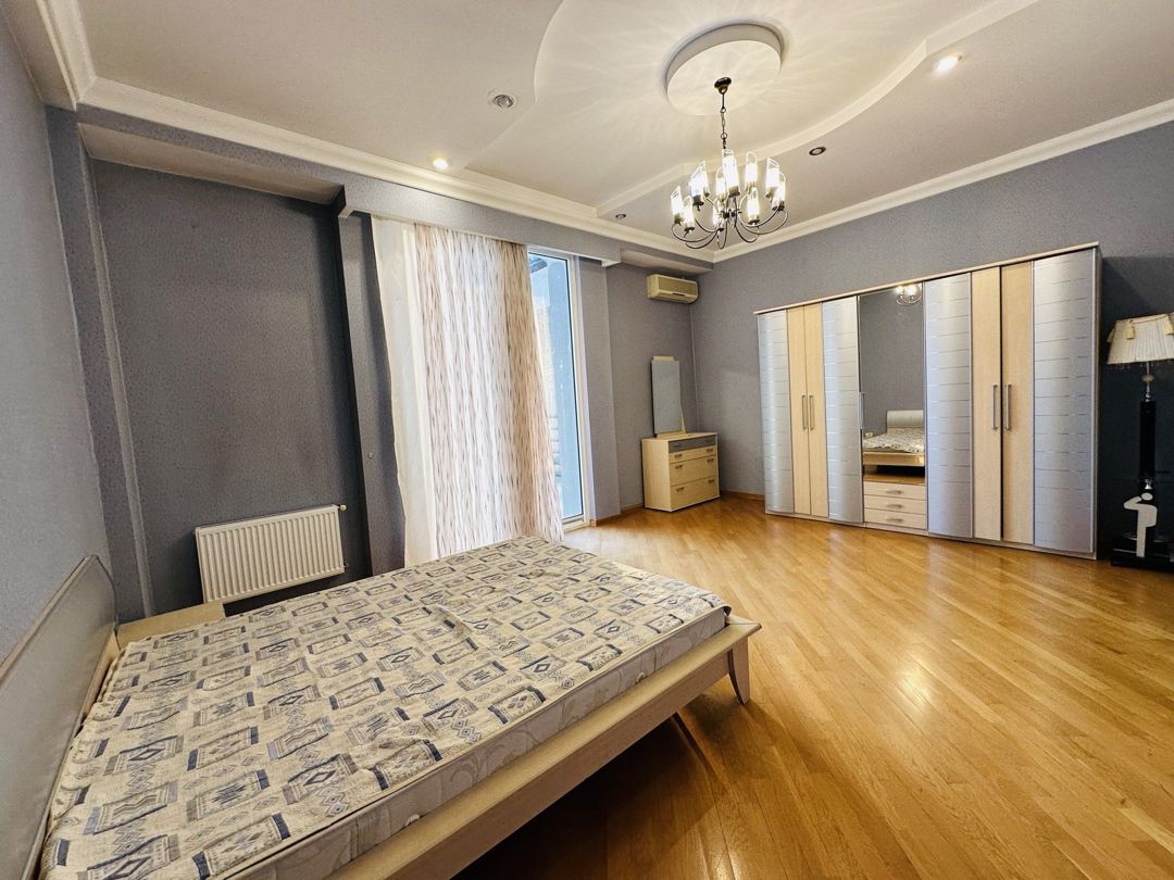 İcarəyə verilir 3 otaqlı yeni tikili 171 m² — Mənzil, Bakı (8)