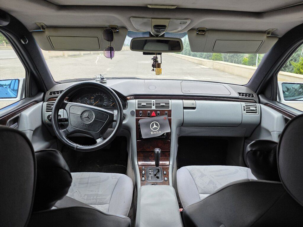 Mercedes E 230, 2.3 L, 1997 il, 507 696 km — Avtomobillər, Quba (3)