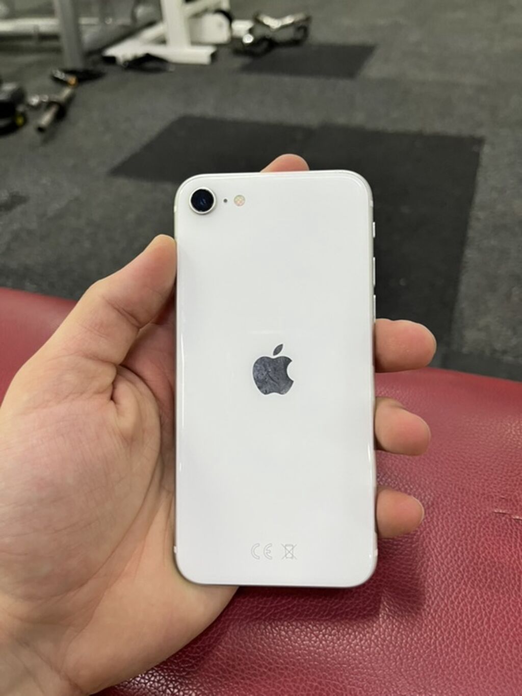 IPhone SE 2020, 64 GB, Ağ, Barmaq izi