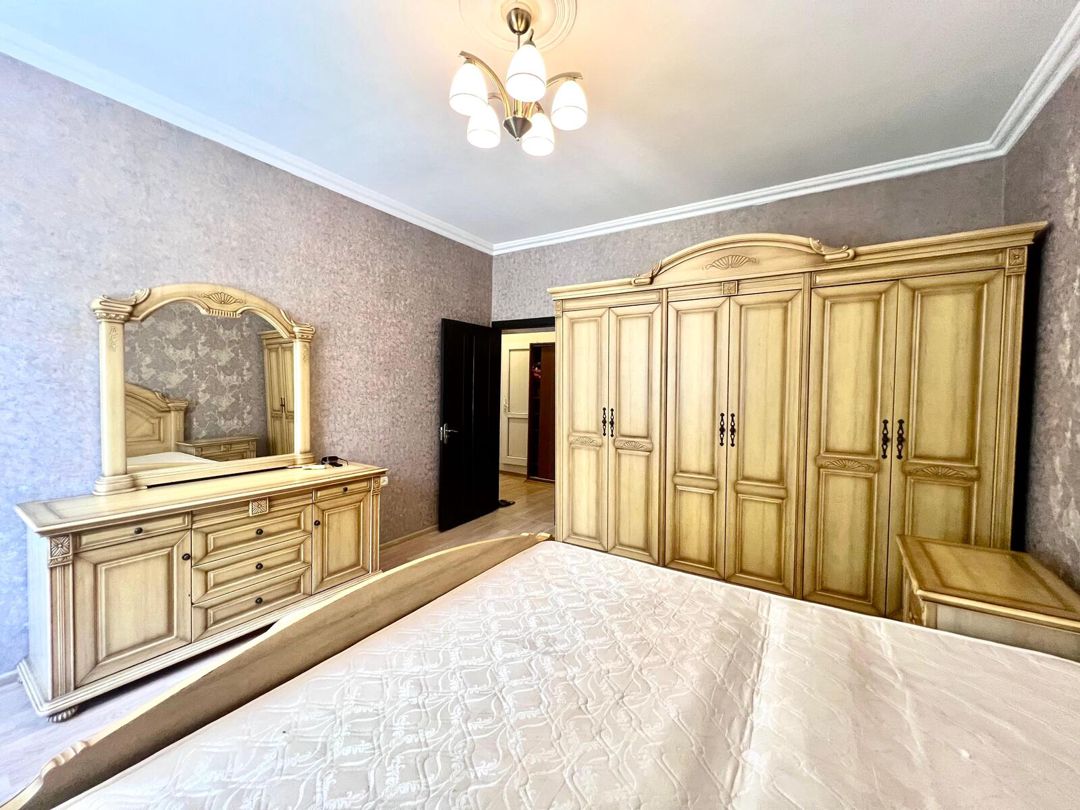 İcarəyə verilir 4 otaqlı köhnə tikili 122 m² — Mənzil, Bakı (12)