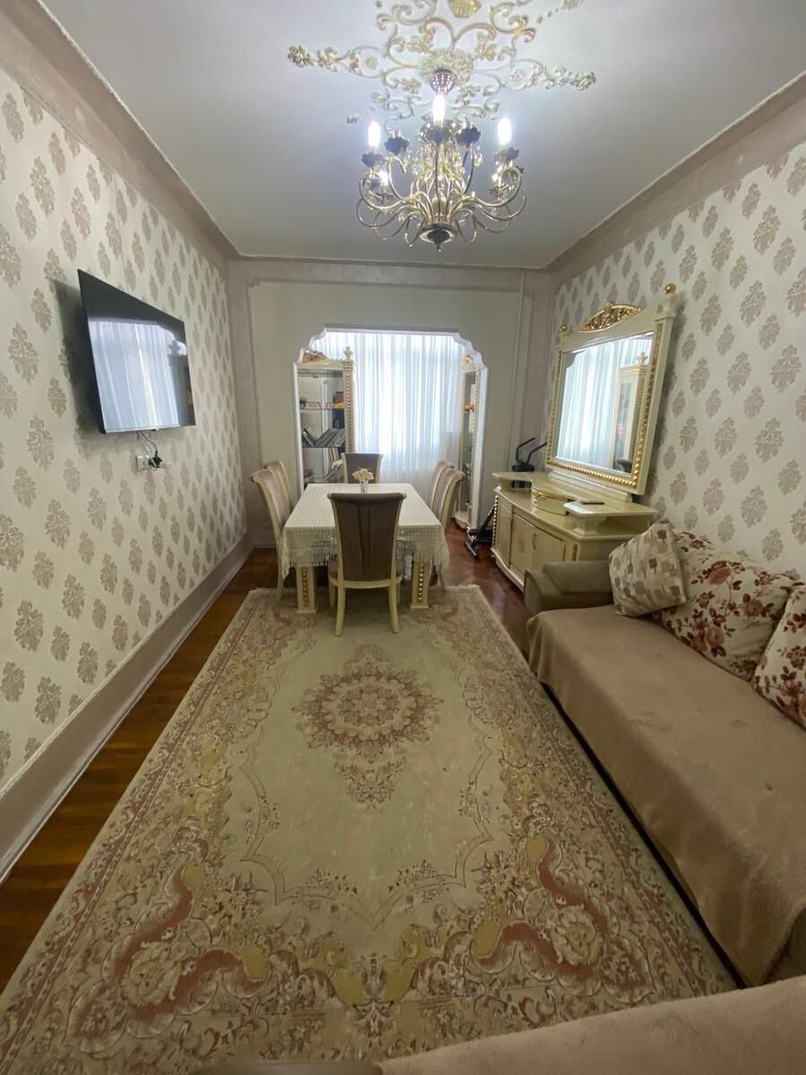 Satılır 2 otaqlı köhnə tikili 60 m² — Mənzil, Bakı (2)