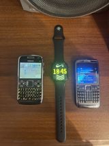Məhsul: 3 qurğudan ibarət set 1) Nokia E72 (qara/gümüş) - Tam — Goods