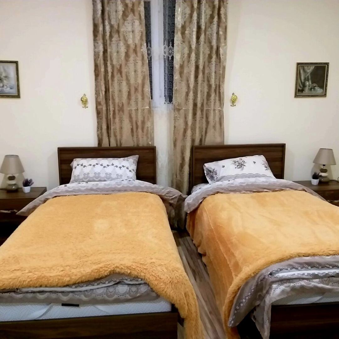Bağ evi kirayə verilir, Oğuz r. — Daşınmaz əmlak, Oğuz (2)