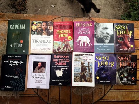 Kitabların hər biri cəmi 4 azn. Barter də olunur hər biri