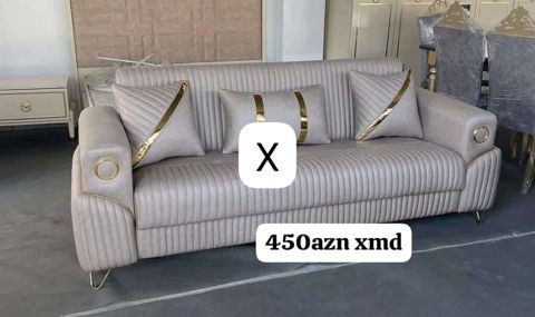Mebel: Zərif dizaynlı 3 nəfərlik divan - Rəng: Açıq bej/şampan — Ucuz serfeli Mebel — Divanlar