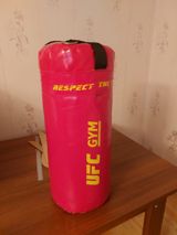 UFC GYM brendli qırmızı boks/kimya zərbə çantası və adidas 6 oz — İdman və Əyləncə