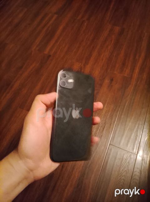 IPhone 11, Qara, Simsiz şarj