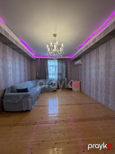 Satılır 2 otaqlı yeni tikili 80 m²