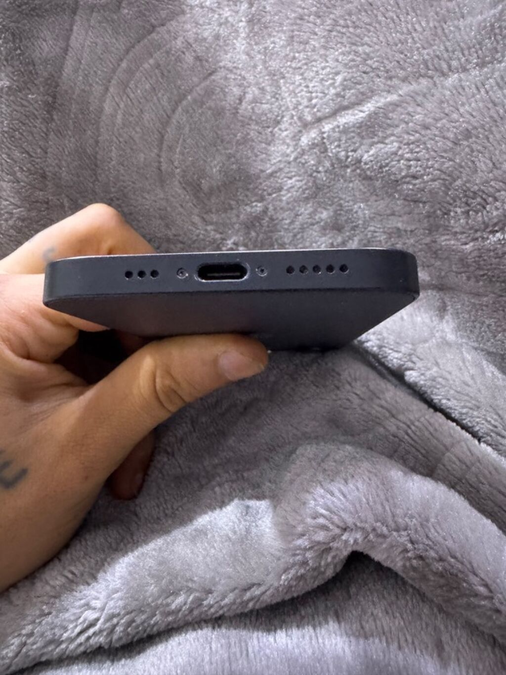 IPhone 16e, 128 GB, Qara, Face ID — Apple iPhone, Masazır (6)