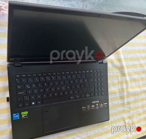 Acer Nitro V 15 oyun noutbuku - Ekran: 15.6" FHD IPS, 144 Hz - CPU — Bakı