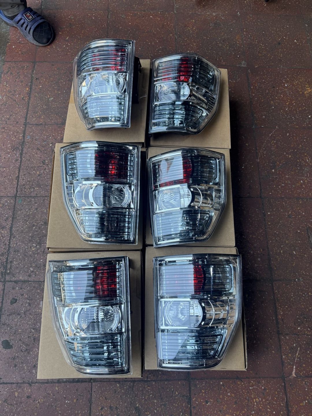Mitsubishi Pajero 2007–2022 arxa stop lampası (komplekt, Depo) — Avtomobil işığı, Bakı (2)