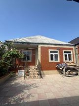 Həyət evi, 76-cı məhəllə — Vasitəçi- Seyran
