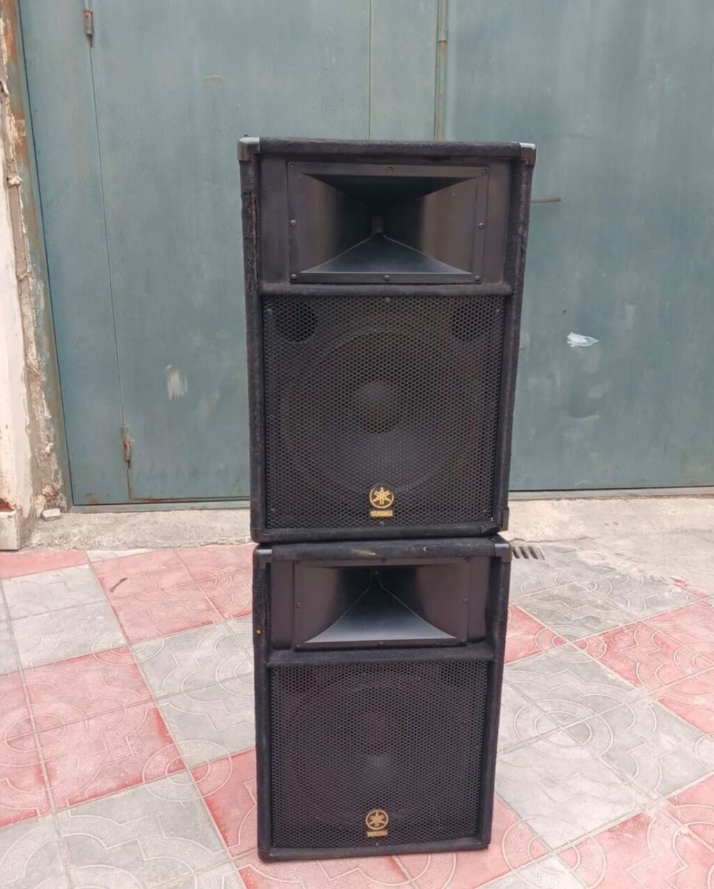 Yamaha pasiv səsgücləndirici akustik sistem cütü. Her seyi zavoddu — Elektronika, Qazax