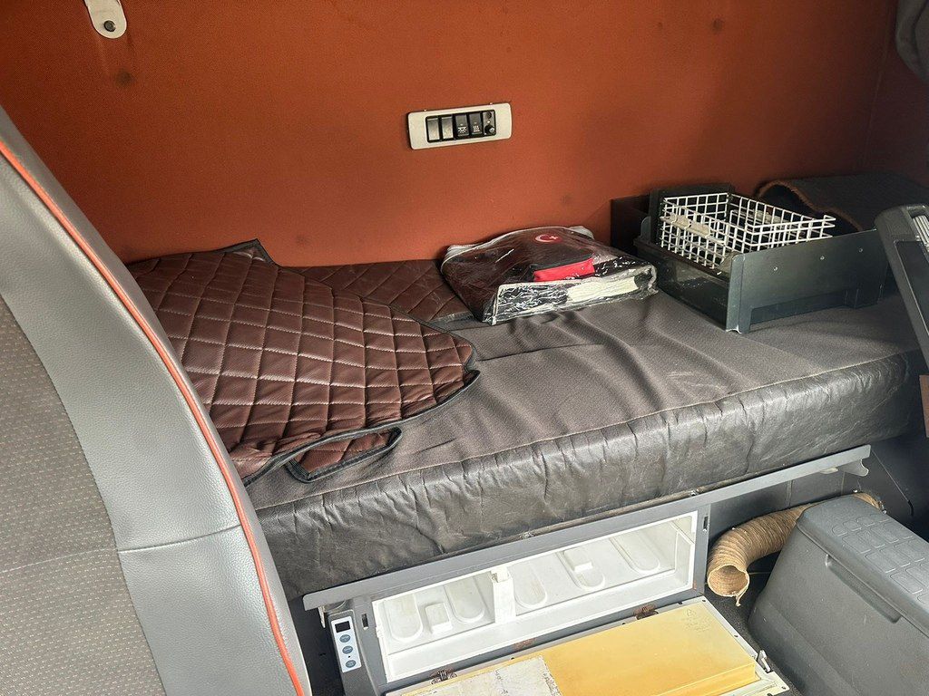 Volvo FH 16, 16 L, 2008 il, 540 000 km — Yük maşınları, Bakı (9)