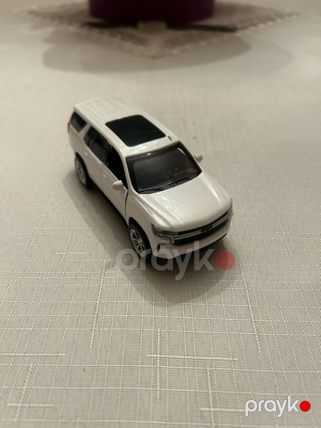 Ağ rəngli miniatür SUV model maşın oyuncağı - Korpus: ağ, qara — Mallar, Bakı (4)