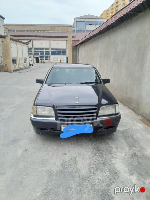 Mercedes-Benz C-Class: 2.2 l | 1995 il Sedan — Xırdalan