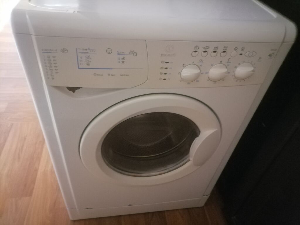 Indesit ön yükləməli paltaryuyan maşın. İşlənmiş. Sliv işləmir ancaq — Paltaryuyan maşınlar, Bakı (2)