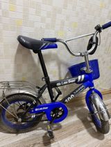 Velosiped.Yaxwi vezyetdedi — Велосипеды