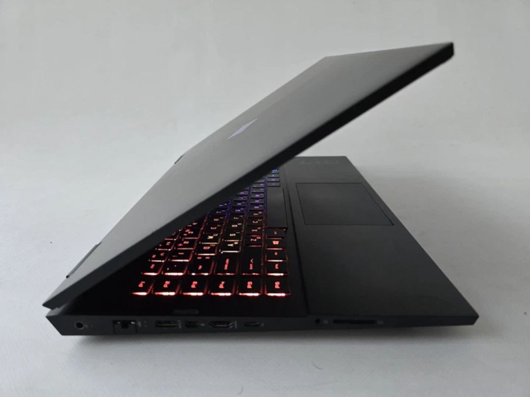Noutbuk HP Omen 17 / i7-11800H — Elektronika, Bakı (3)