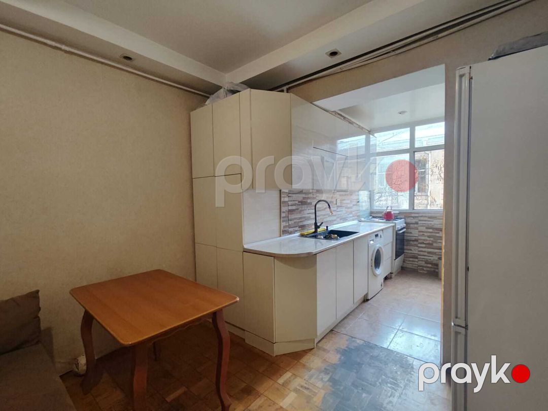 Satılır 2 otaqlı köhnə tikili 57 m² — Mənzil, Bakı (9)