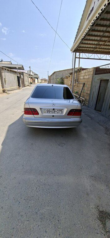 Mercedes E 240, 2.4 L, 2002 il, 432 399 km — Avtomobillər, Bakı (4)