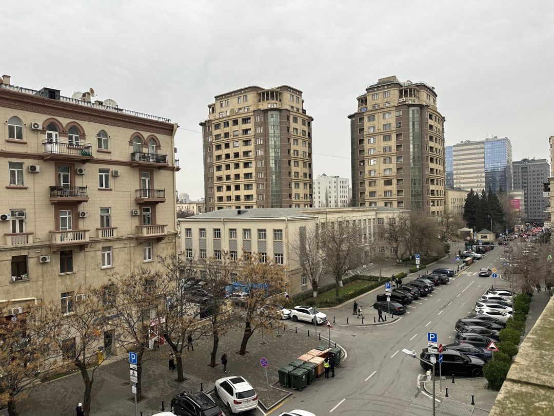 İcarəyə verilir 5 otaqlı ofis 225 m² — Ofis, Bakı (10)