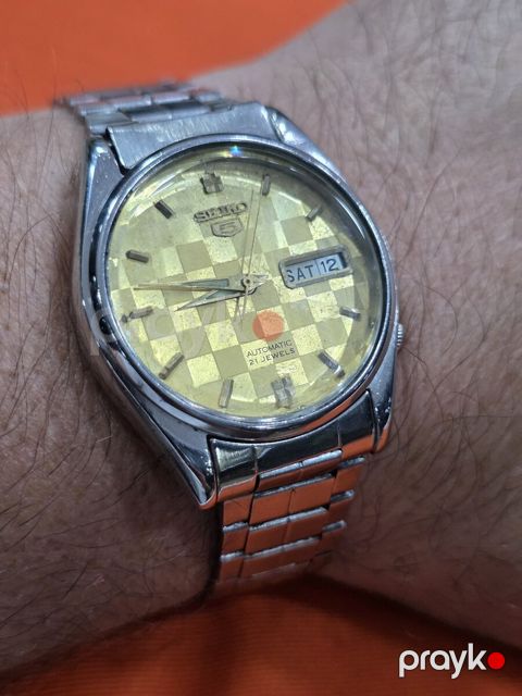 Seiko qol saatı