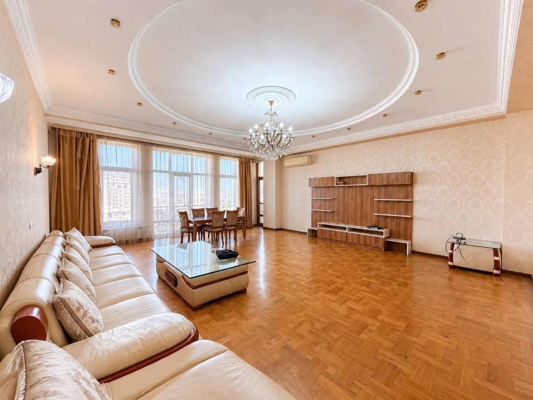 Satılır 3 otaqlı yeni tikili 165 m² — Mənzil, Bakı (7)