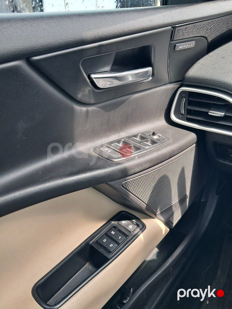 Jaguar XE, 2.0 L, 2017 il, 234 351 km — Avtomobillər, Bakı (12)