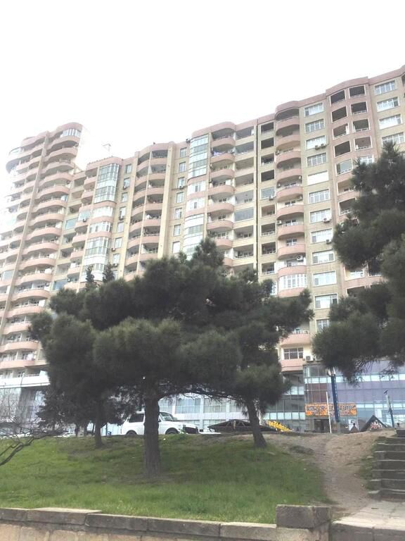 Satılır 5 otaqlı yeni tikili 200 m² — Mənzil, Bakı (5)