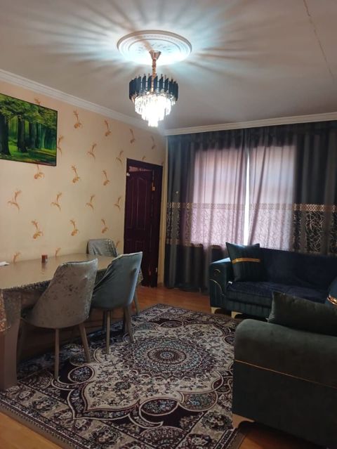 Kirayə verilir 3 otaq. Xırdalan. 8 nömrəli məktəbin yanında. Qiymet — Xırdalan