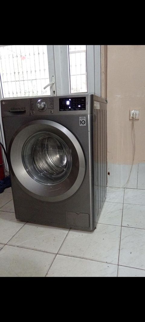 Paltaryuyan maşın LG, 7 kq, İşlənmiş, Avtomat, Qurutma var, Ödənişli çatdırılma — Masazır