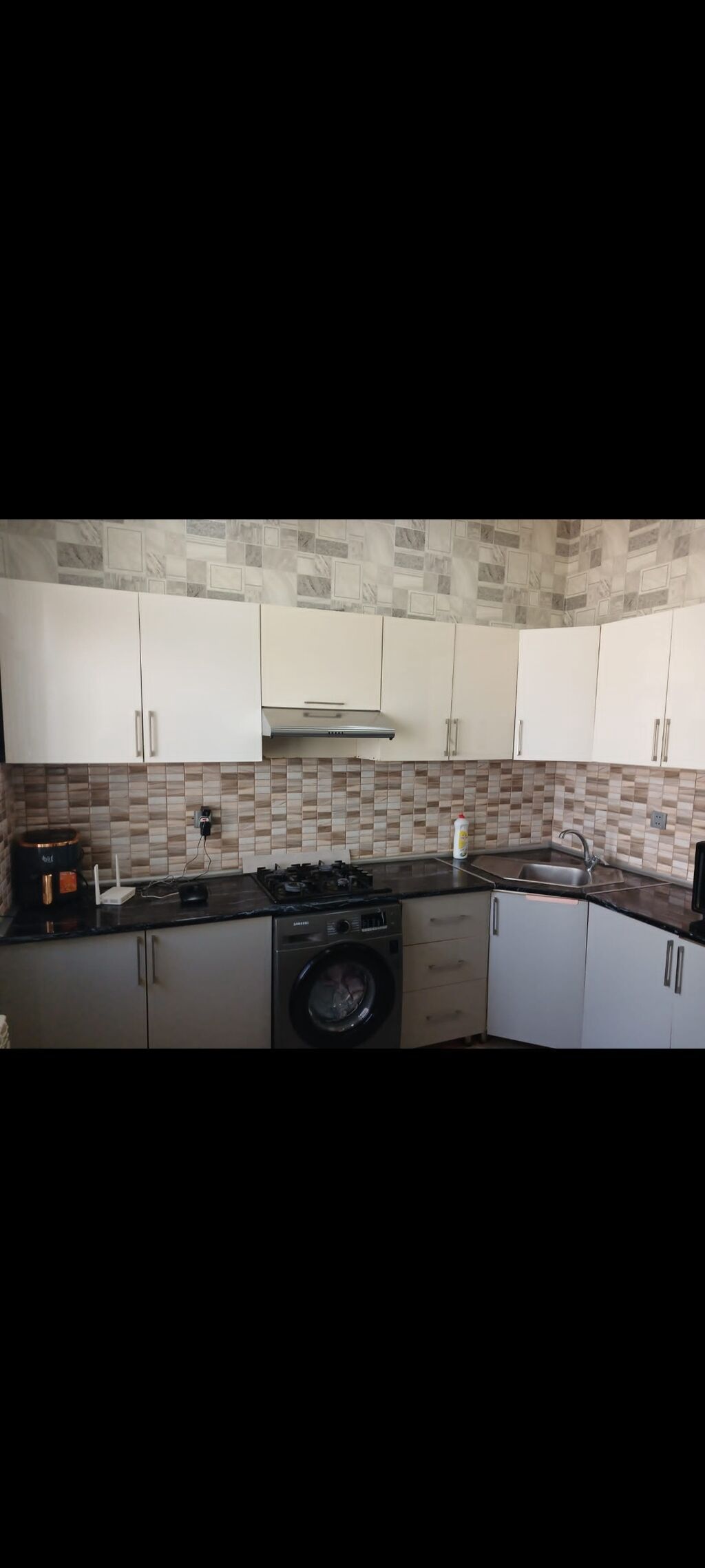 *300azn* Mətbəx mebeli satilir.Olcu 6 metr.Uzerinde heç nə — Mebel, Bakı