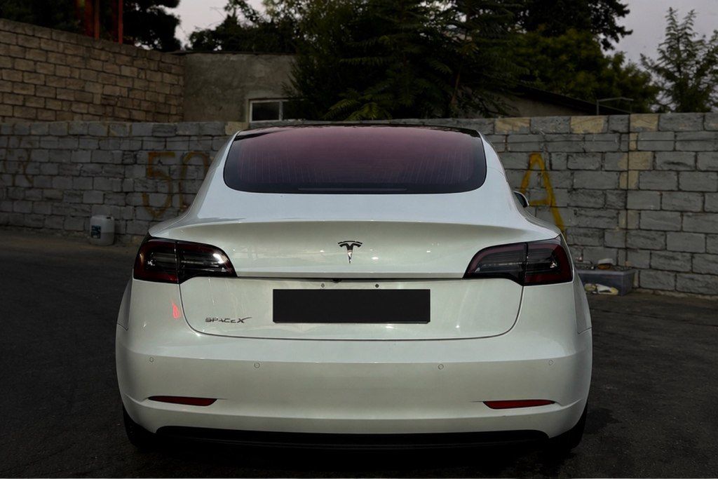 Tesla Model 3, 62 kWh, 2018 il, 103 000 km — Avtomobillər, Bakı (4)