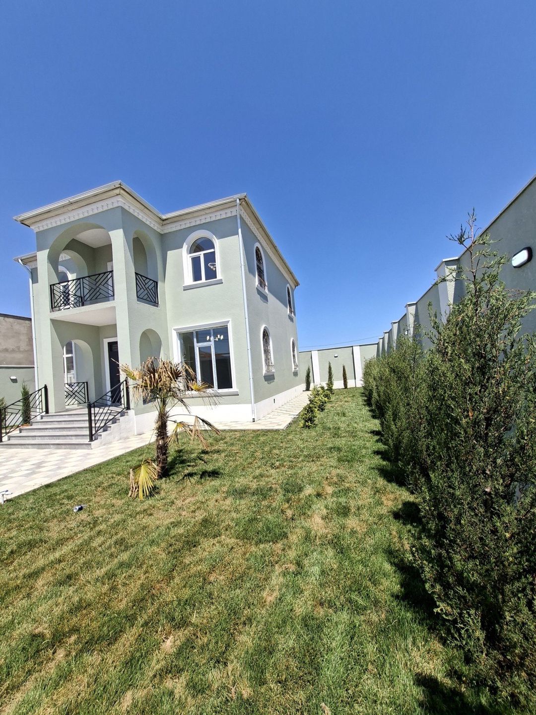 Satılır 4 otaqlı həyət evi/bağ evi 200 m² — Ev, villa, Bakı