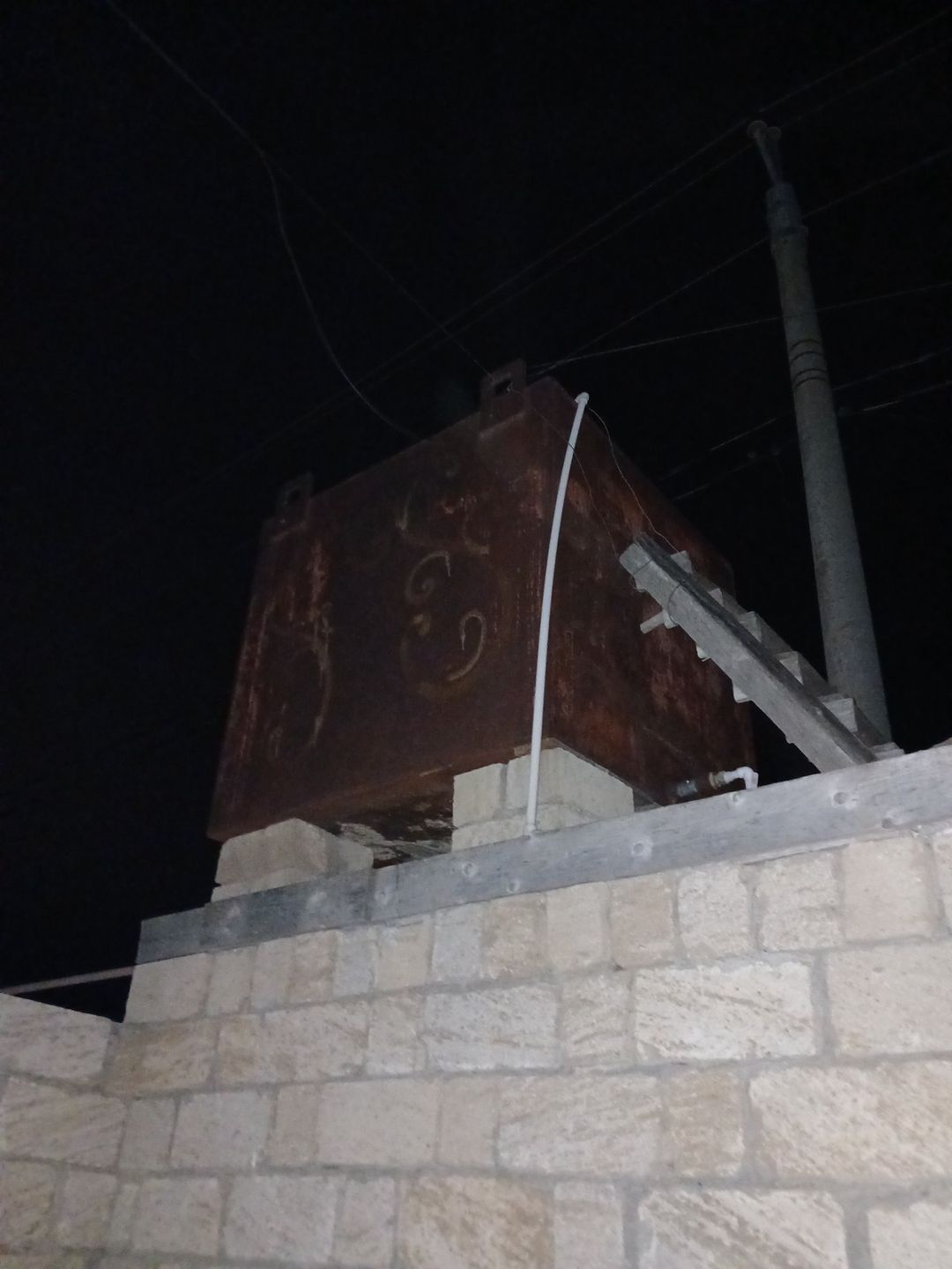 Dəmir su çəni 4 ton — Mallar, Bakı