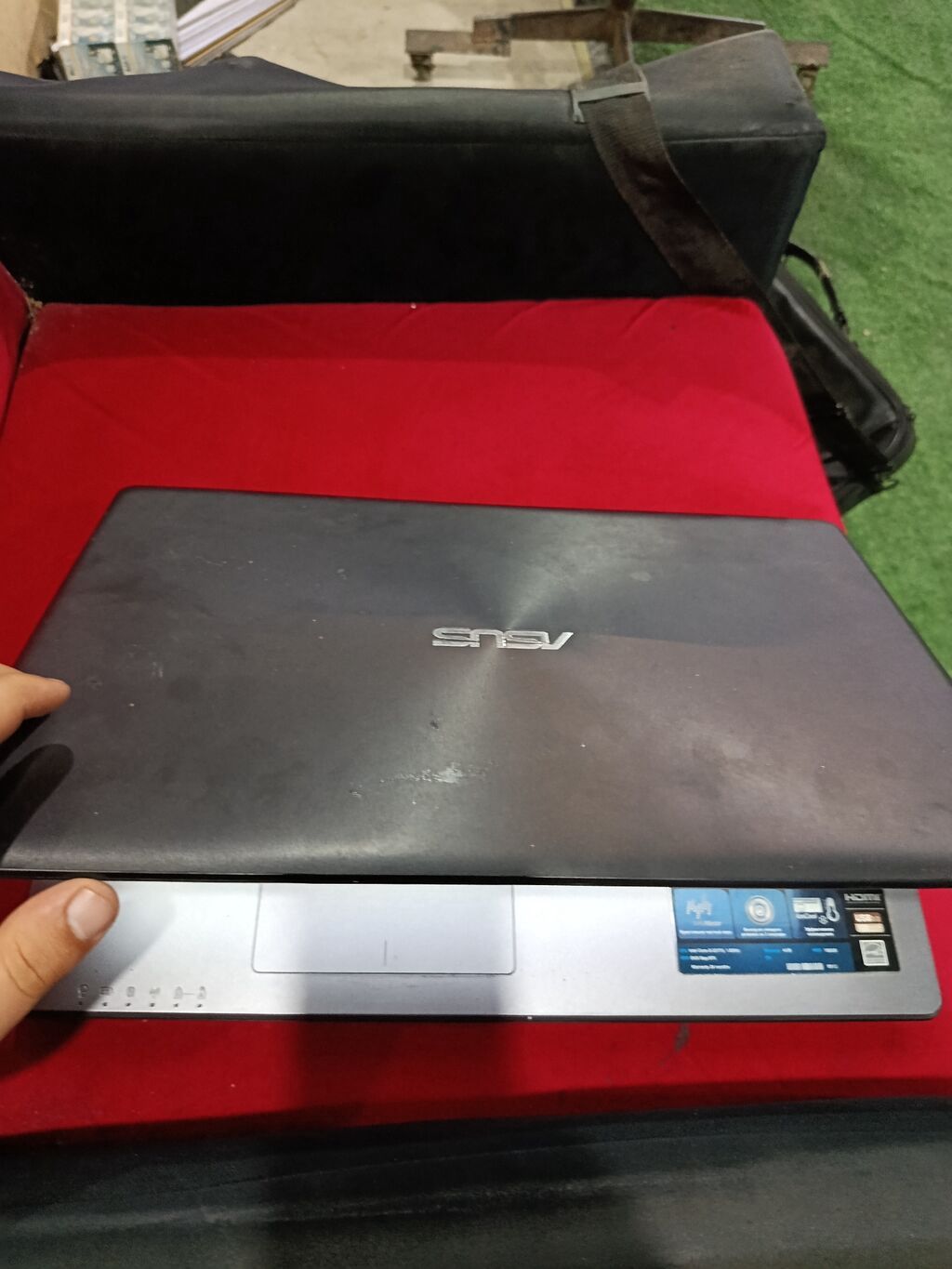 ASUS X550C noutbuk Xüsusiyyətlər: - Ekran: 15.6" HD - Prosessor