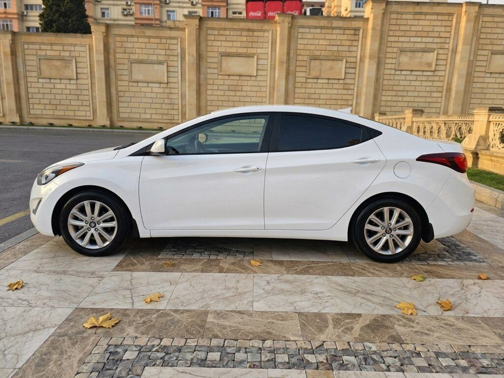 Hyundai Elantra, 1.8 L, 2015 il, 272 784 km — Avtomobillər, Bakı (4)