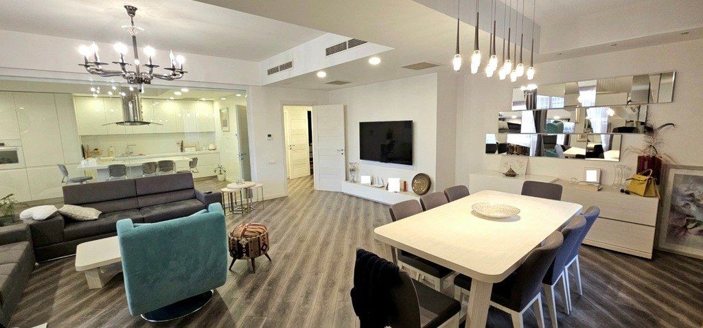 Satılır 4 otaqlı yeni tikili 193 m² — Mənzil, Bakı (3)