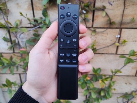Televizor Samsung pultu
