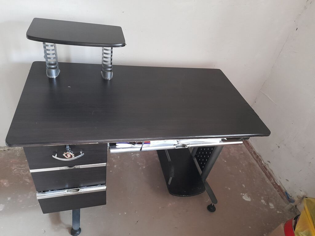 Düz masa, Polkalı, Siyirməli, Metal — Mebel, Bakı (3)