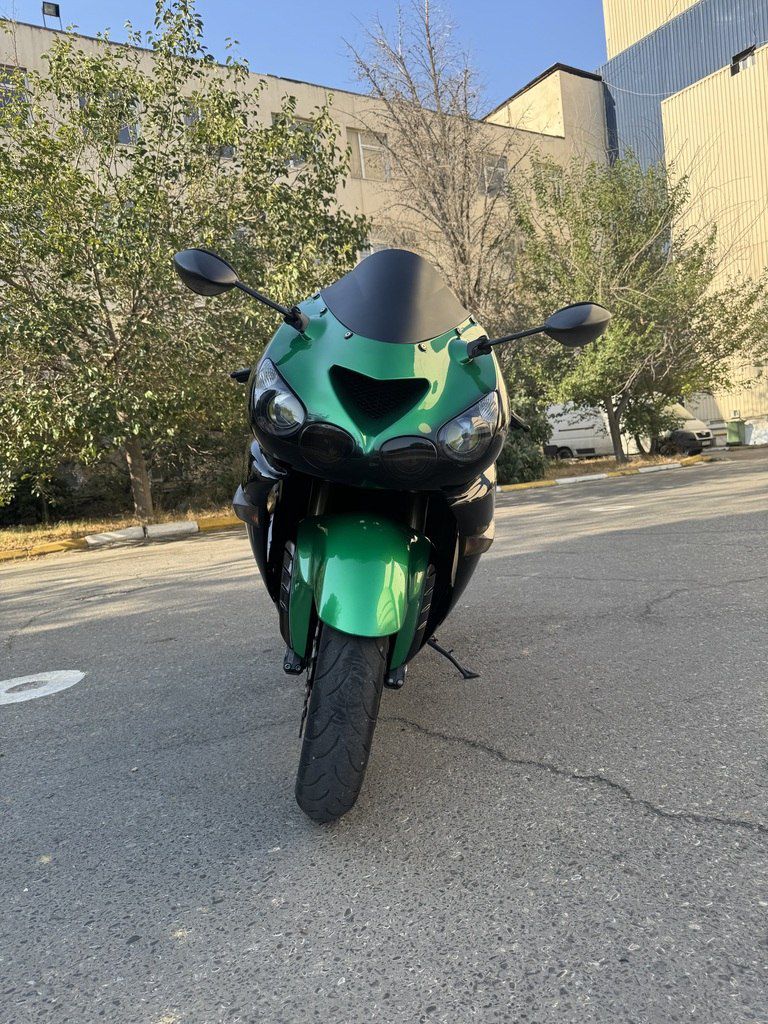 Kawasaki Ninja ZX-14, 1400 sm3, 2010 il, 22 600 km — Motosikletlər, Bakı (9)