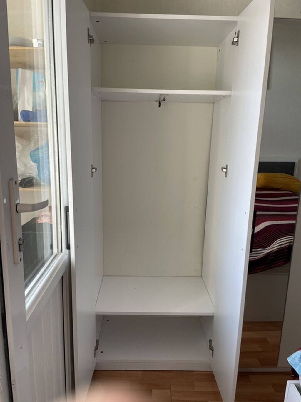 Ağ rəngdə 3 qapılı geyim şkafı - Material: laminat/MDFlam, ağ rəng - — Mebel, Masazır (9)