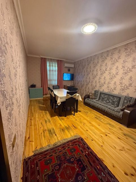 Həyət evi kirayə verilir, Qəbələ ş.