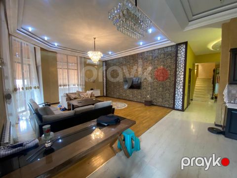 Satılır 4 otaqlı yeni tikili 200 m²