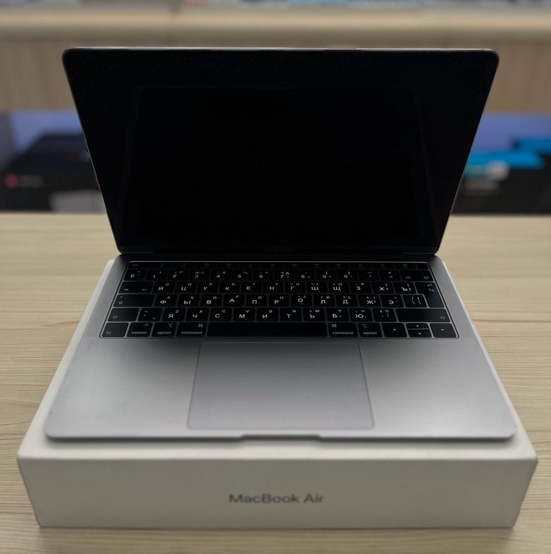 Apple MacBook Air 13-inch (2019) — Elektronika, Bakı