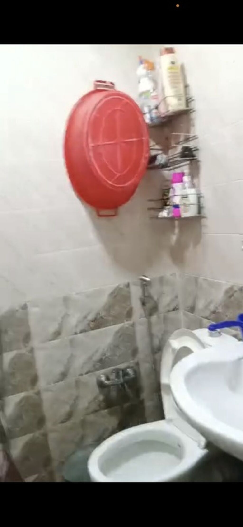 Yalnix xanmlar ucun ev nezerde tutulub Elaqe nomresi 077 117 37 41 — Daşınmaz əmlak, Xırdalan (9)