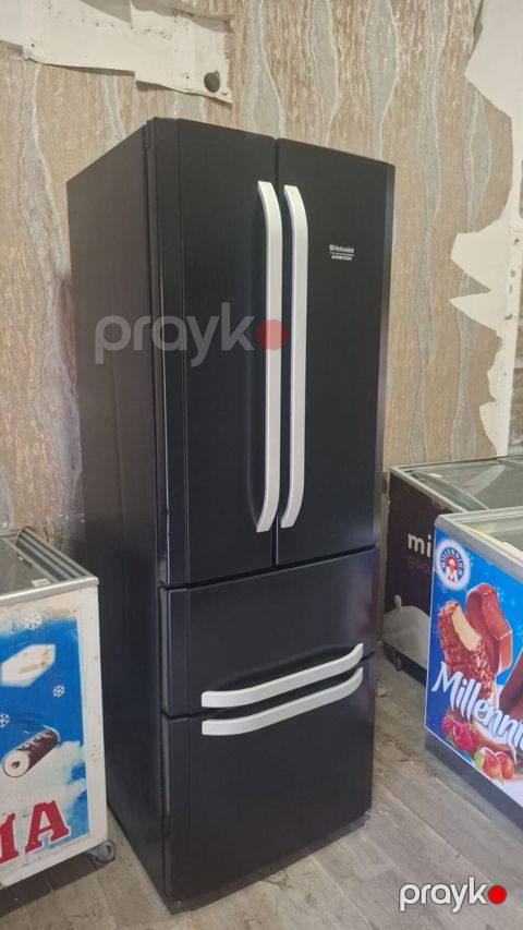Hotpoint Ariston üç qapılı soyuducu-dondurucu (French Door) - Rəng